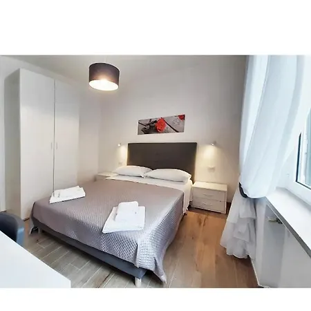 Oda ve Kahvaltı Casacapaldo Napoli